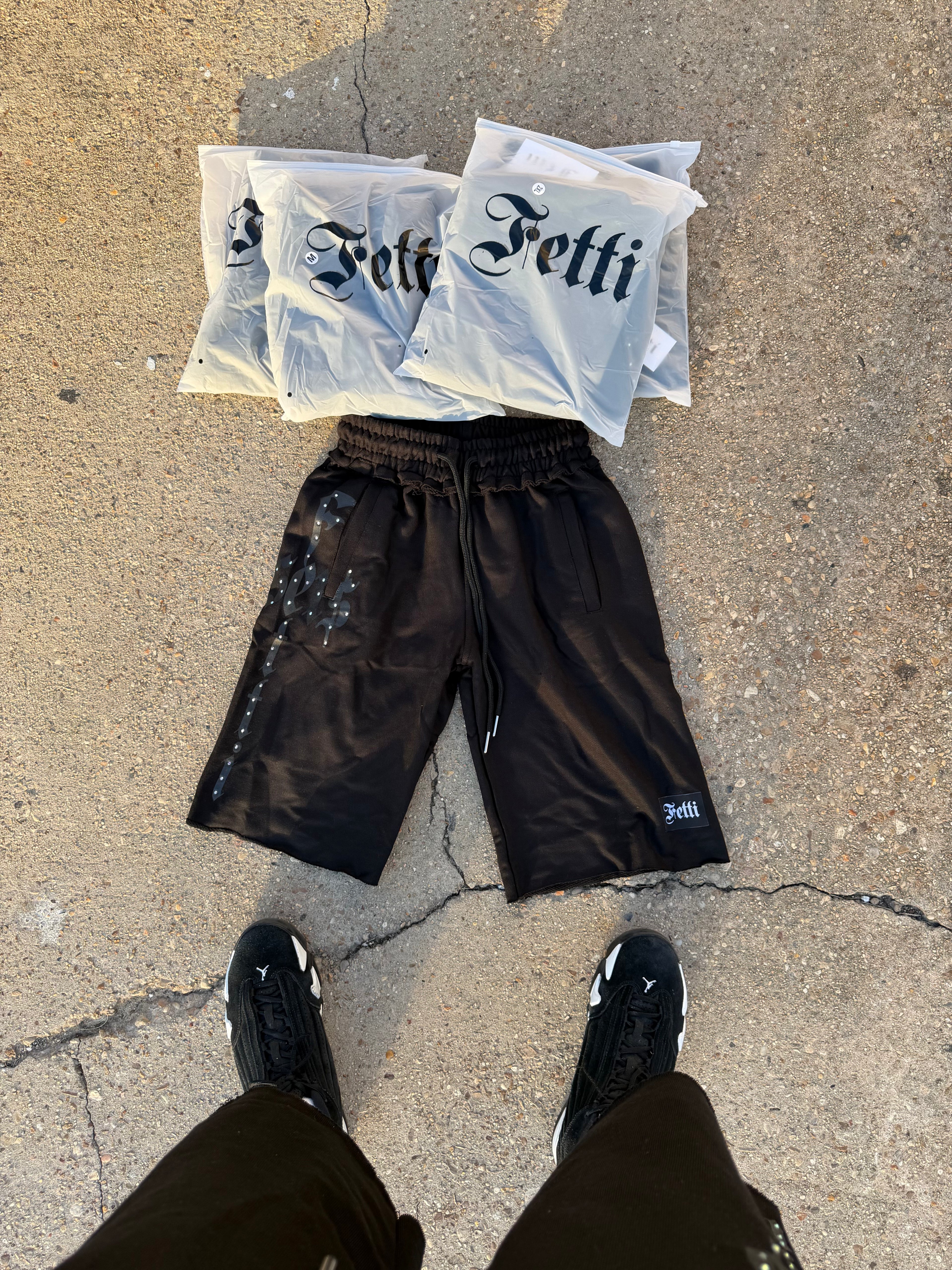 Fetti Rouge Shorts 001